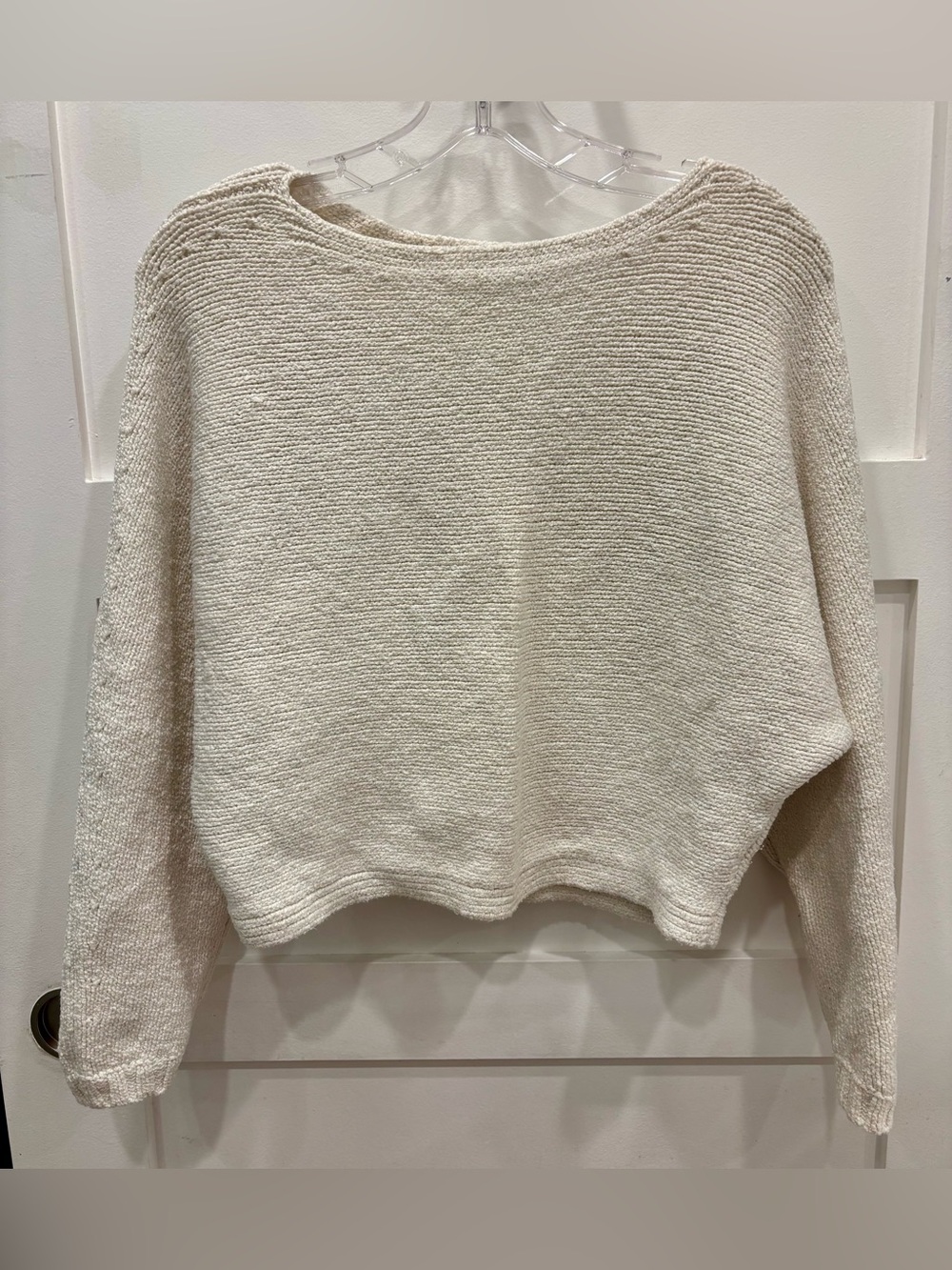 Abercrombie & Fitch Boxy Scoop Neck Cropped Knit Sweater - Cream